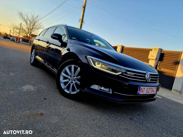 Volkswagen Passat Variant 2.0 TDI SCR 4Motion DSG Comfortline - 1