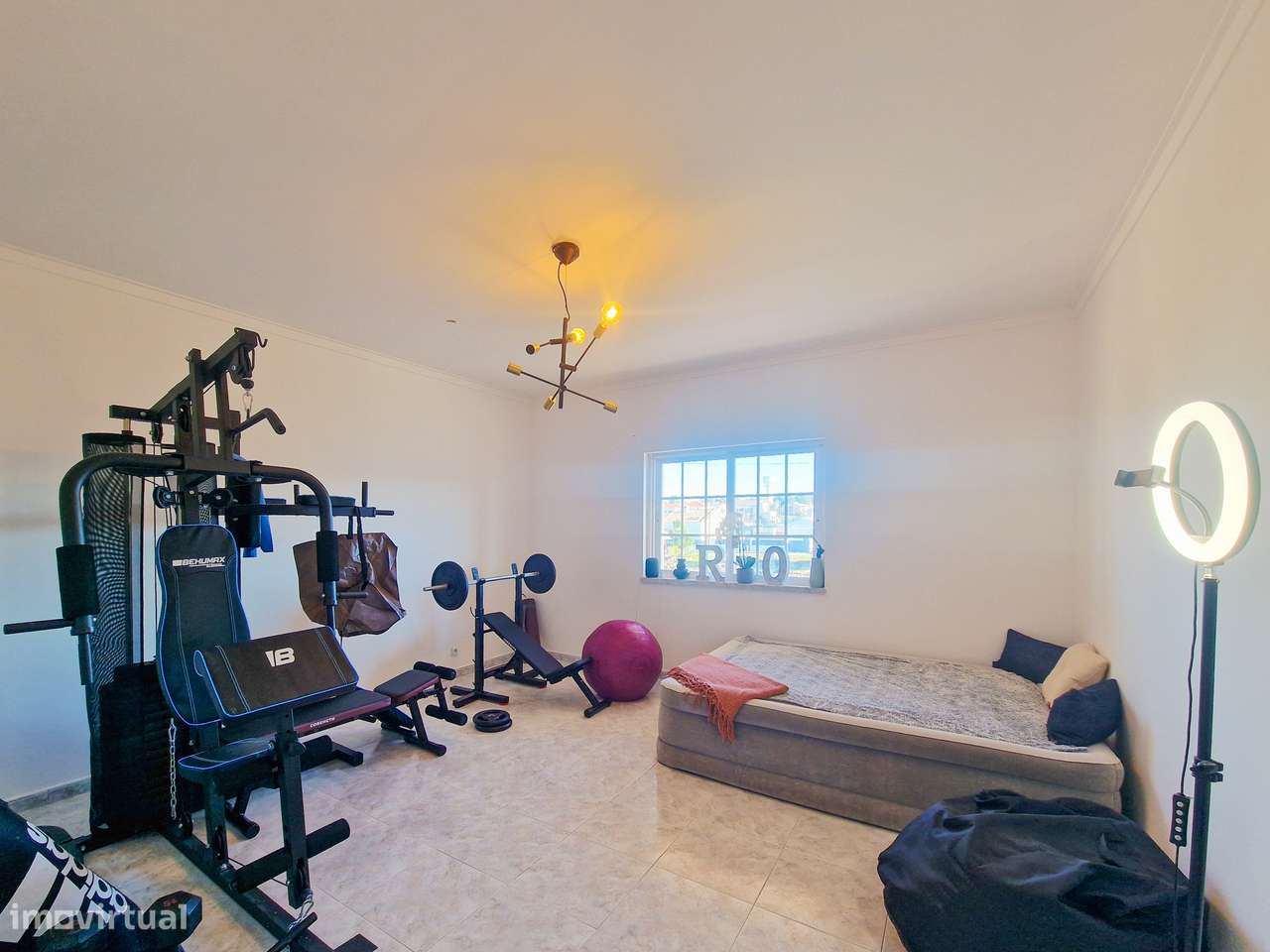 Moradia isolada de 6 assoalhadas com garagem - Zona tranquila-31