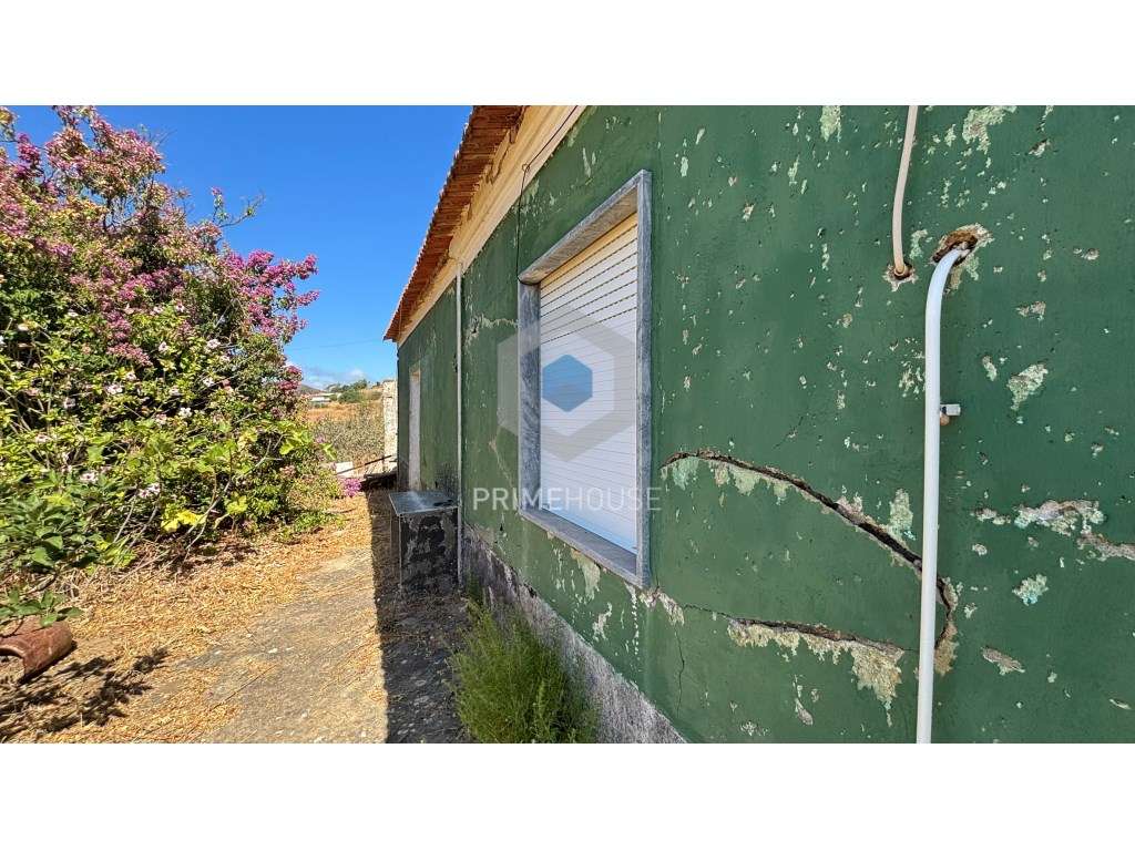 Moradia T3 para recuperar - Grande imagem: 2/34