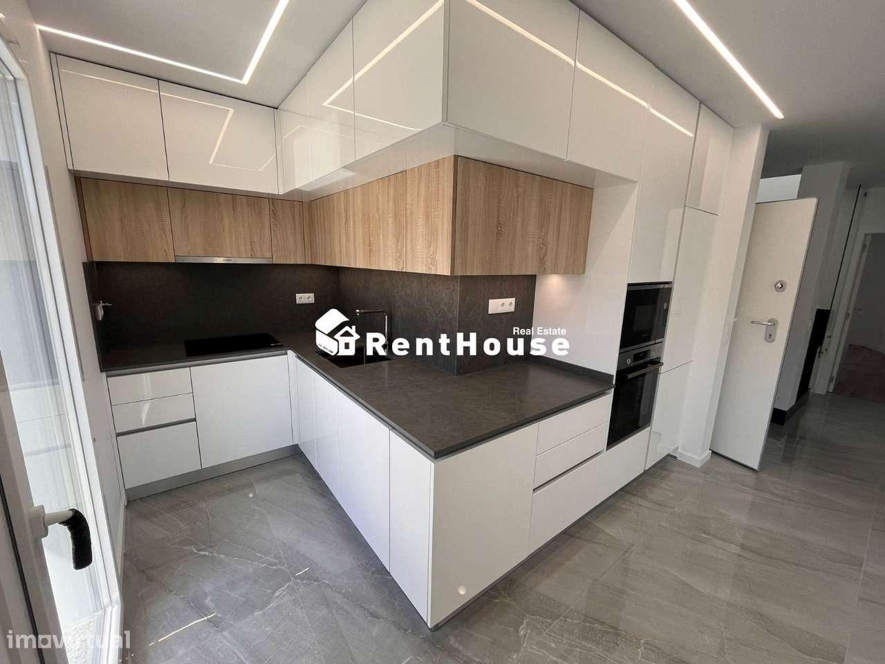 T1 com acabamentos de qualidade - Grande imagem: 1/13