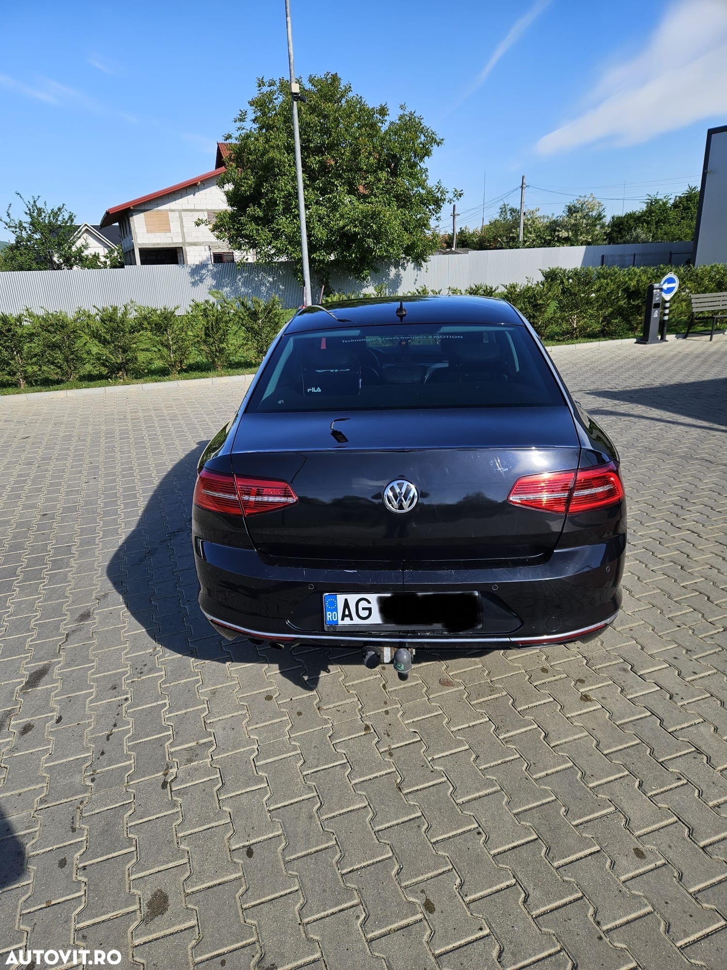 Volkswagen Passat Variant 2.0 TDI DSG 4Motion Comfortline - 2