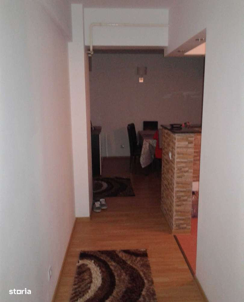 Zamca-Bloc Nou-Apartament 2 camere decomandat,mobilat.-2