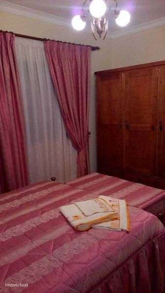 Vendo vivenda no centro da vila - Grande imagem: 4/8