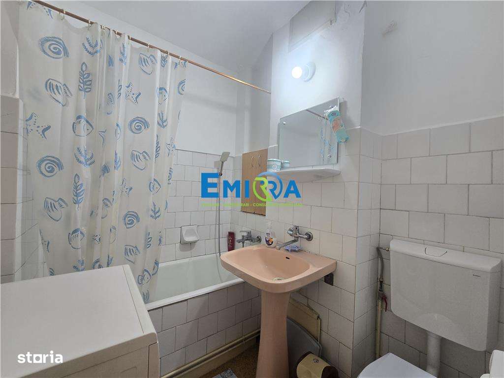 Apartament 4 camere ultracentral vedere panoramic? Bacau-12