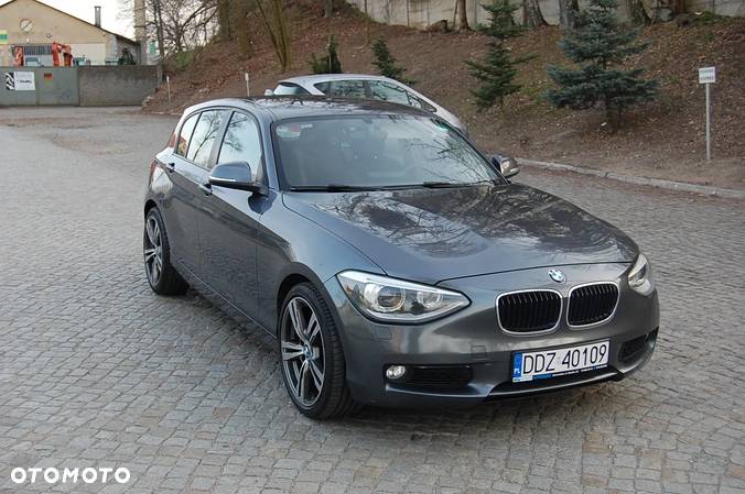 BMW Seria 1 118d DPF - 1