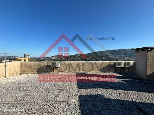 Apartamento T3 - Último Piso com Terraço no Centro Santo Tirso-18