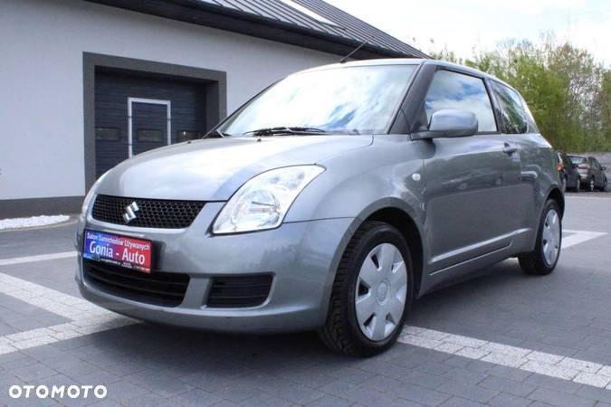 Suzuki Swift - 2