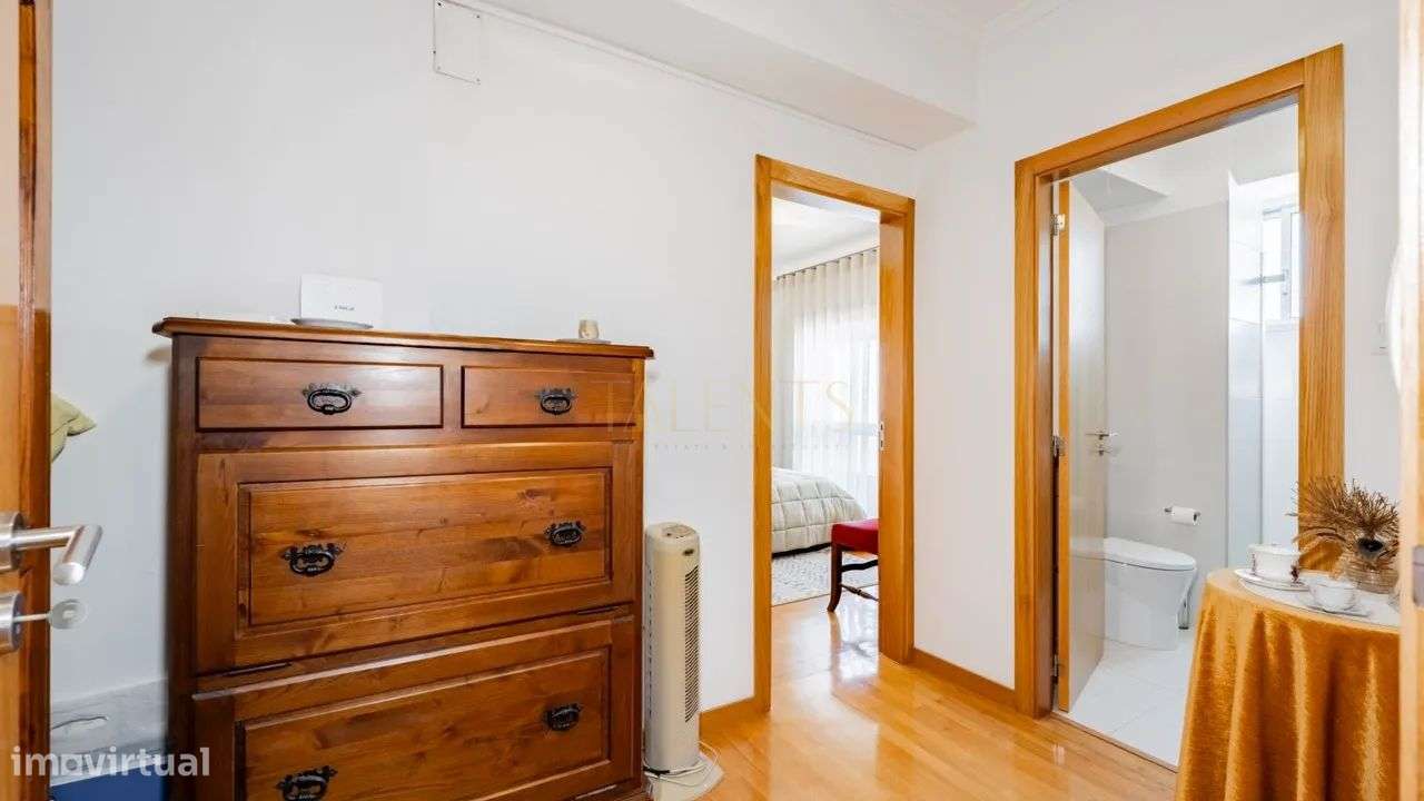 Apartamento T3 em Penafiel (2 Frações: T2+T1)-19