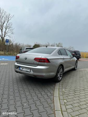 Volkswagen Passat 1.8 TSI BMT Highline DSG - 2