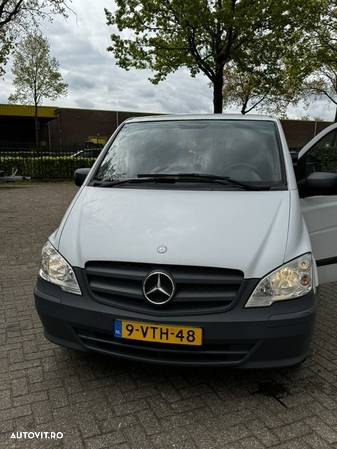 Mercedes-Benz Vito 110 CDI Lang Mixto - 2