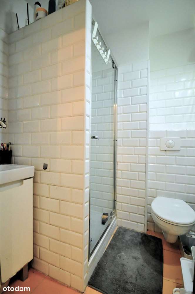 2 pokoje z garderobą po remoncie-6