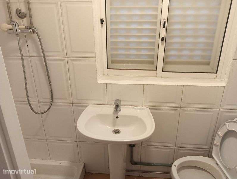 Arrendo casa T2 em Nelas - Folhadal - Grande imagem: 5/5