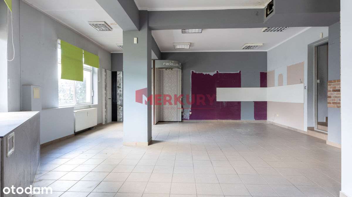 Witryna, okna na ulicę Wyszyńskiego-3