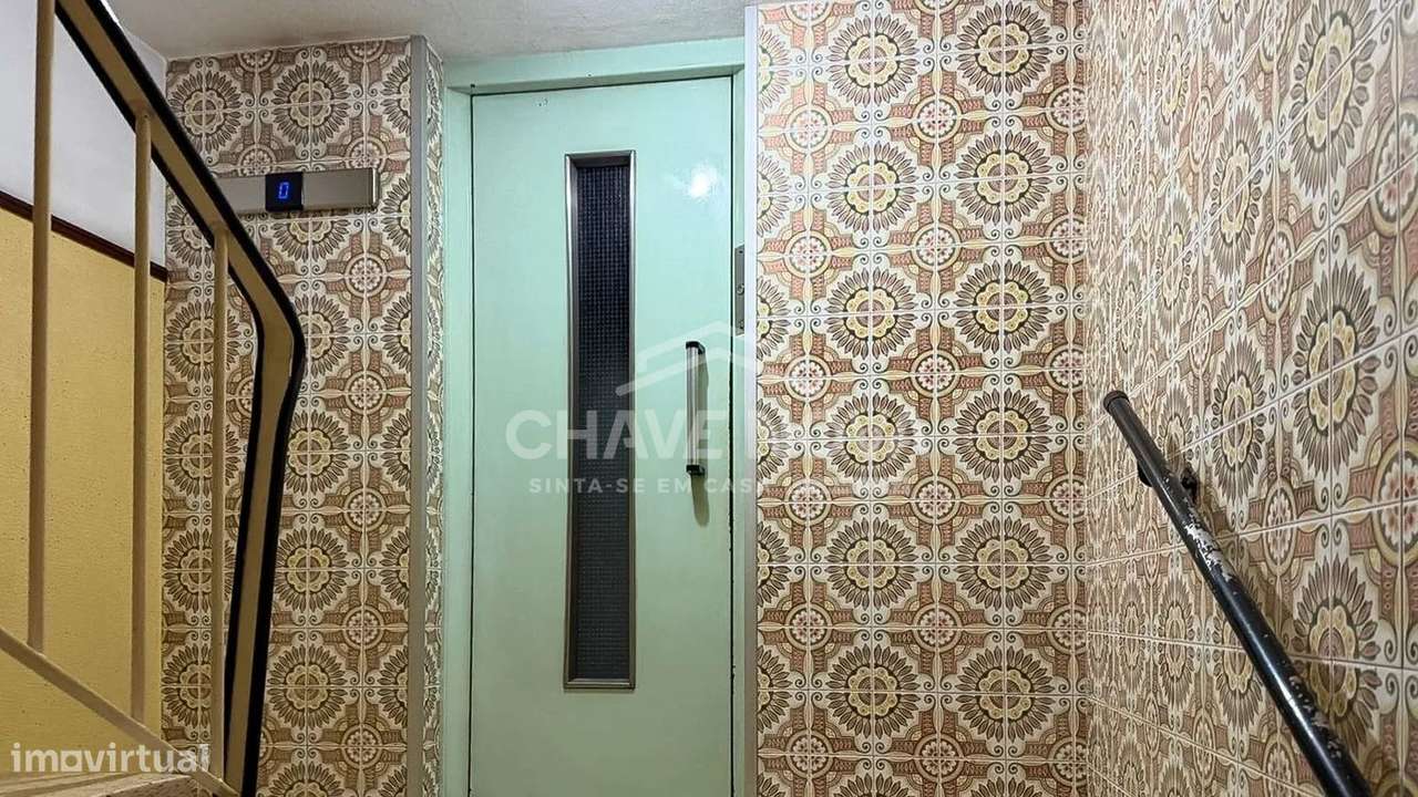 T2+1 c/ Garagem + arrumos +Terraço-41