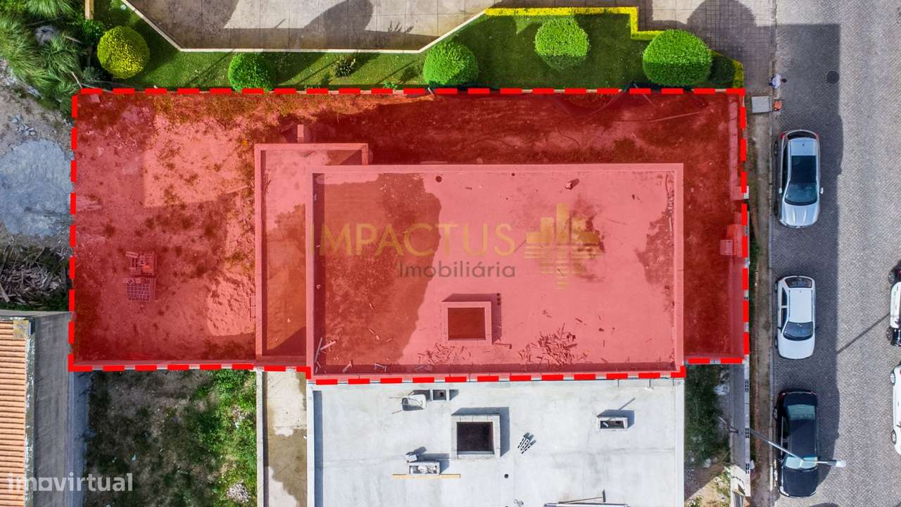 Moradia V3+1 nos Maninhos-17