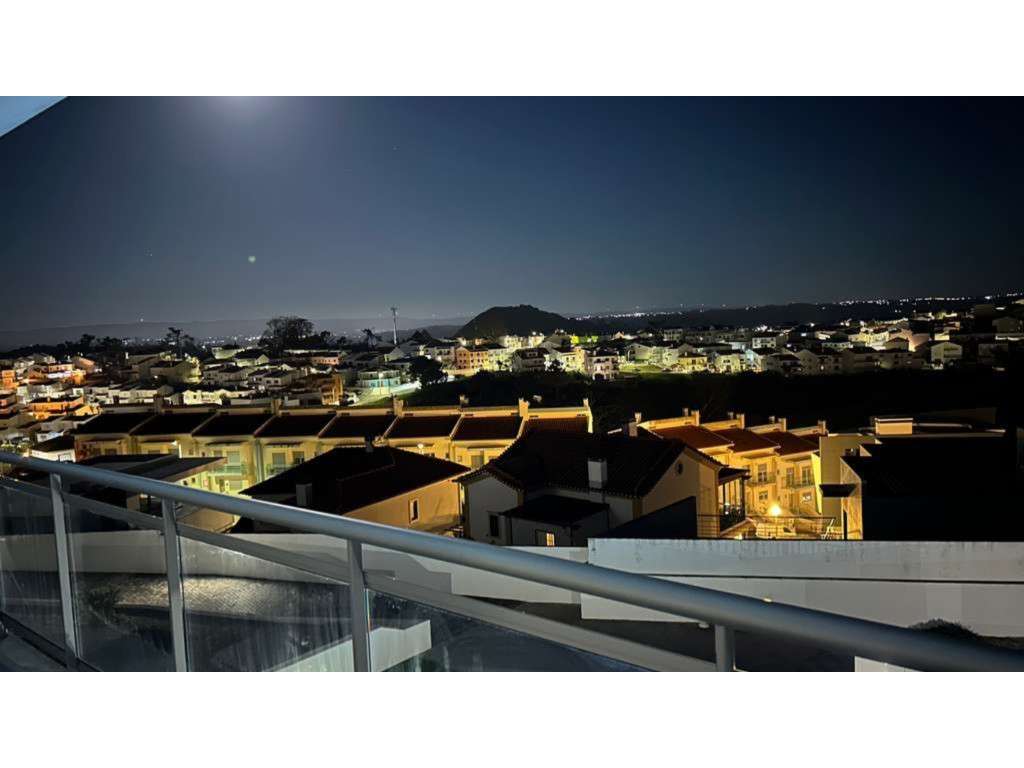 Penthouse T2 com vista panorâmica de mar e terraço privado em condo...-42