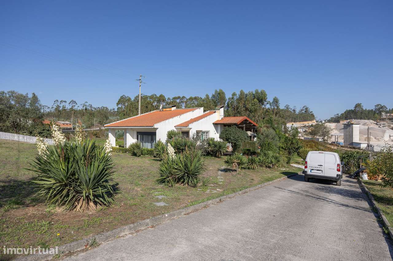 Moradia T3 || Isolada || Albergaria dos Doze, Pombal-47