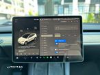 Tesla Model Y Long Range Dual Motor AWD - 27