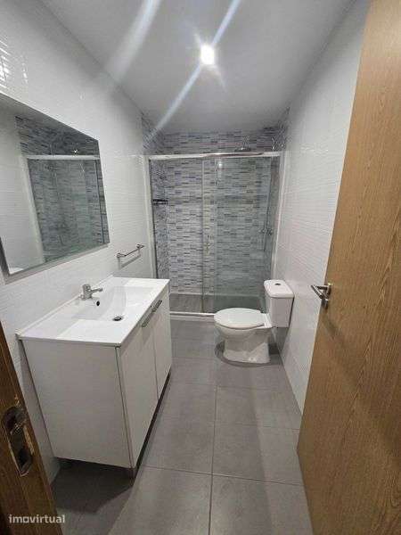 MORADIA T1 NOVA, COMPLETAMENTE RENOVADA - Grande imagem: 5/9