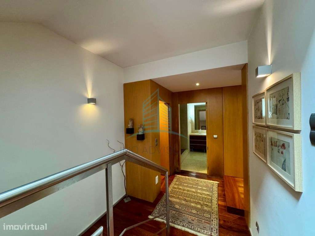 Moradia T4 com Piscina na cobertura-46