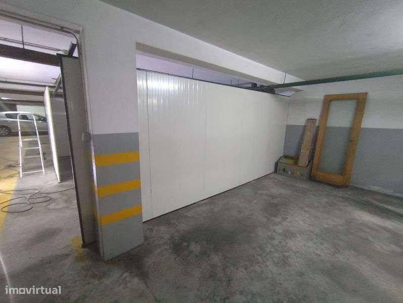 Box 28m2 oliveira do Douro - Venda ou arrendamento - Grande imagem: 4/12