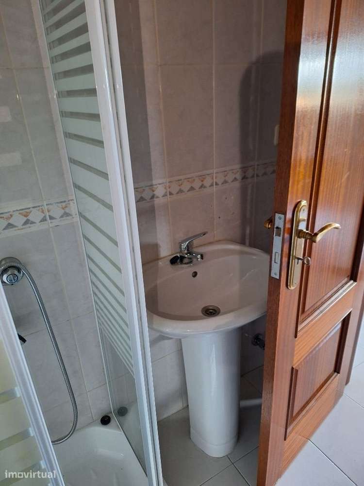 Apartamento T2 em excelente Estado - Grande imagem: 5/13