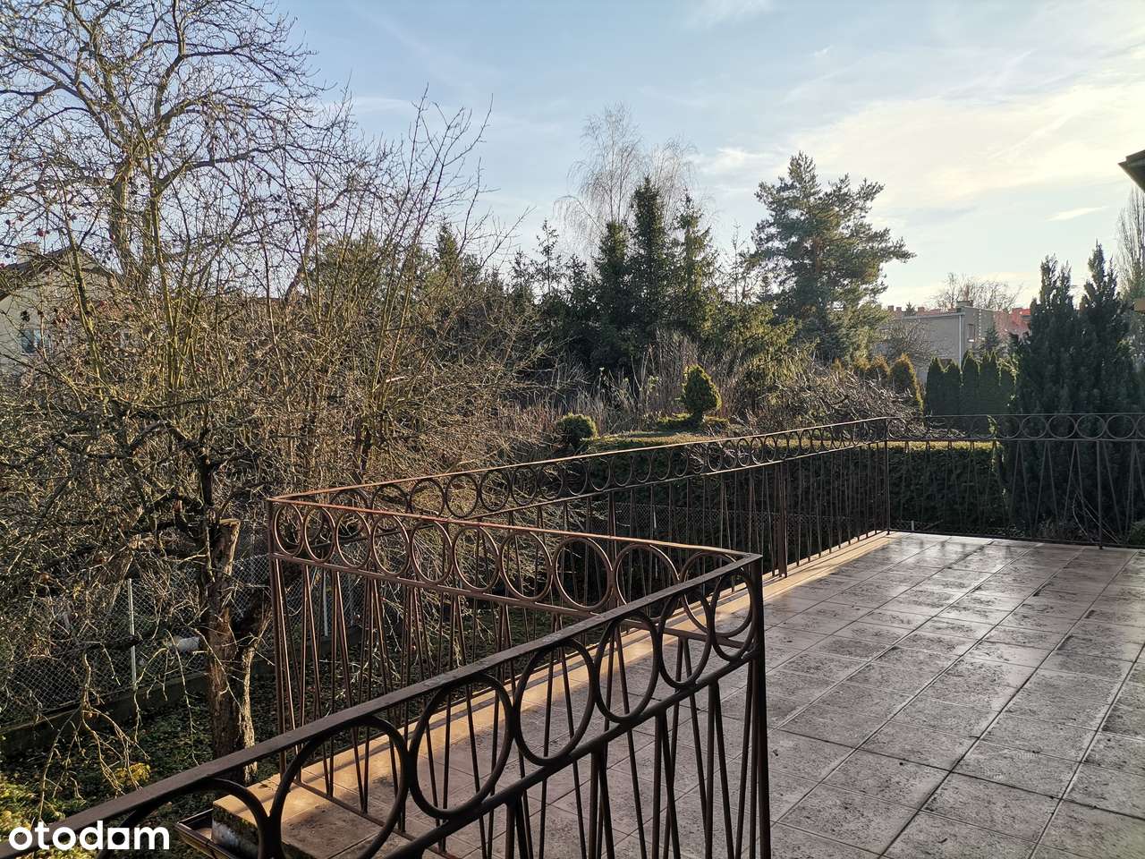 Unikatowy dom wolnostojący z dużym potencjałem - w zacisznej uliczce!-3