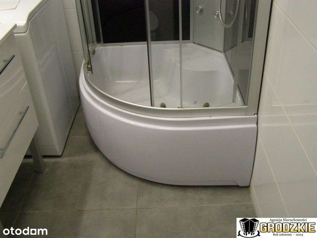 Nieduże,wyremontowane w Przemyślu-8