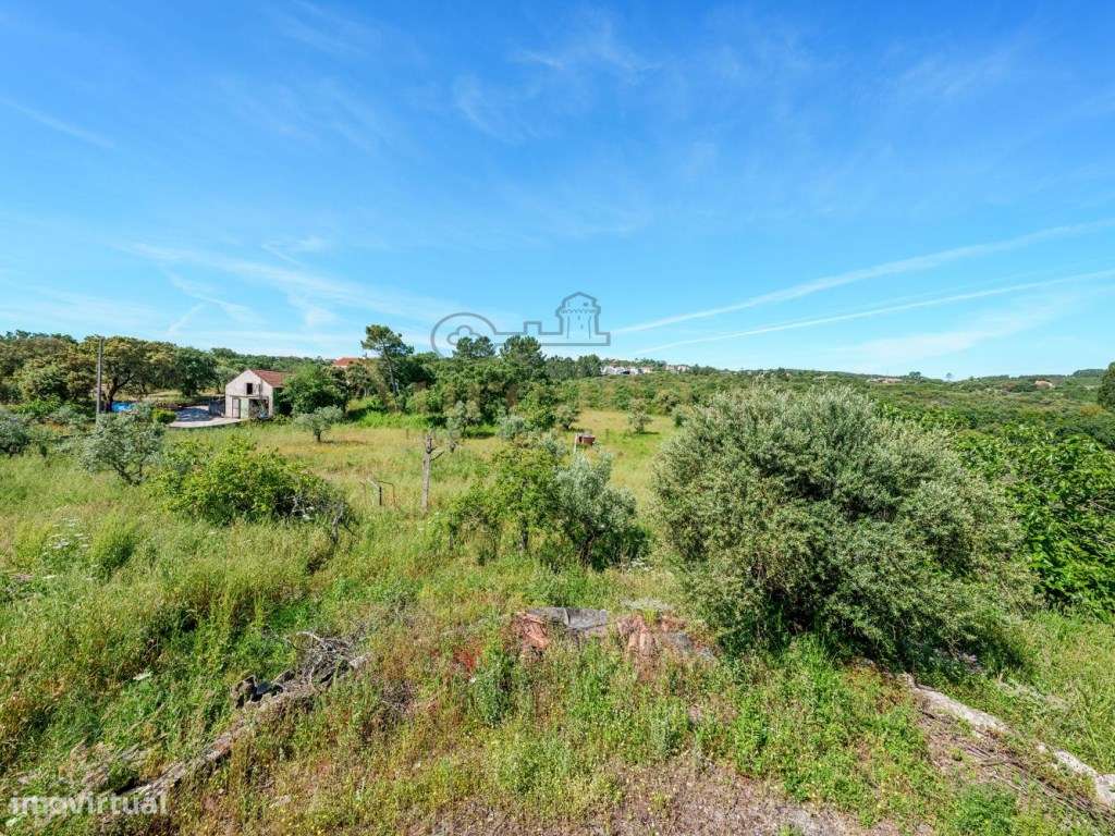 Barracões com 2832m2 de terreno - Zambujal - Atouguia-6