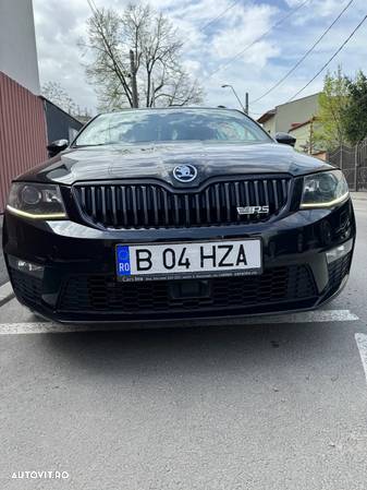 Skoda Octavia 2.0 TDI DSG RS - 21