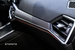 BMW Seria 3 320d Touring xDrive Edition M Sport Shadow - 30