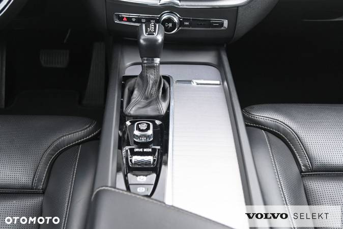 Volvo XC 60 - 29