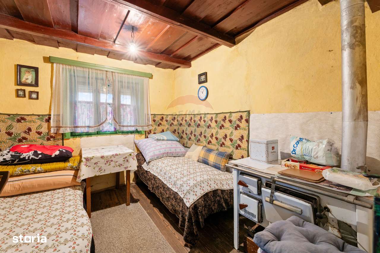 Casă cu anexe si teren de 759mp in Misca-6