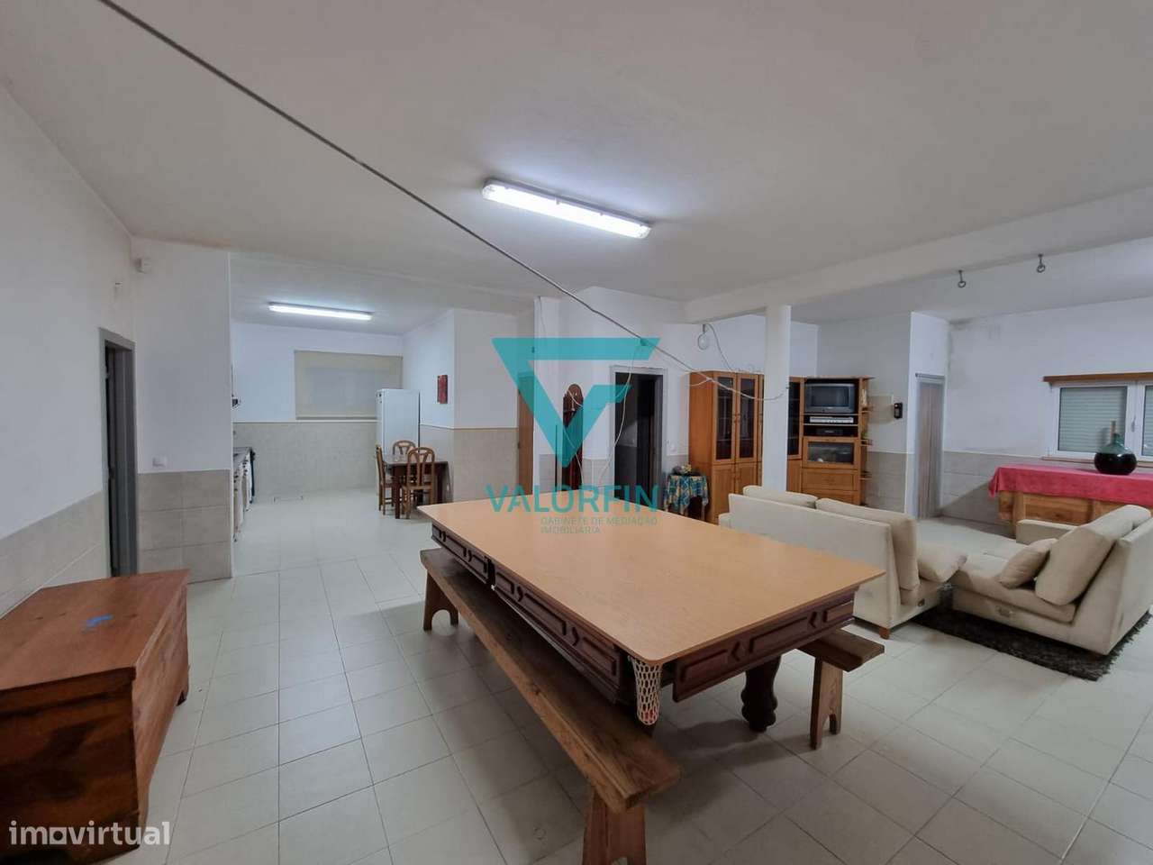 MORADIA T3 com Cave, Rés do Chão e Terreno | Batalha-19