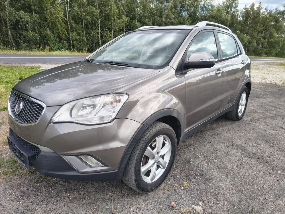 Ssangyong / KG Mobility Korando 2.0 E-XDi DPF 2WD Sapphire 2013