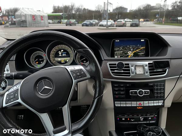 Mercedes-Benz Klasa E 350 4Matic 7G-TRONIC Avantgarde - 16