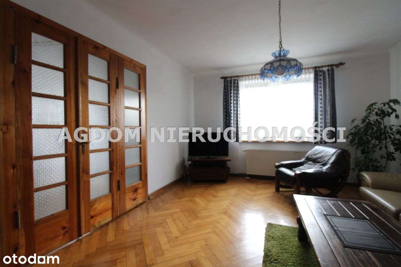 Dom z lokalem usługowym w Centrum Lipna - Pilnie-10
