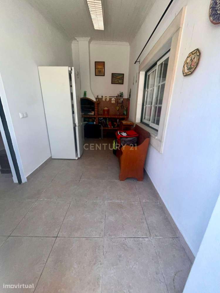 Moradia T2+2 Térrea com Piscina, Anexo de 50 m² e Lote de 1.690 m²-44