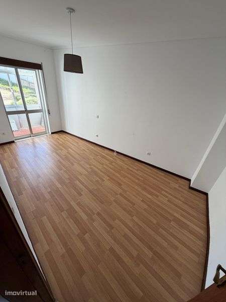 Arrenda-se  apartamento T2 - Grande imagem: 4/8
