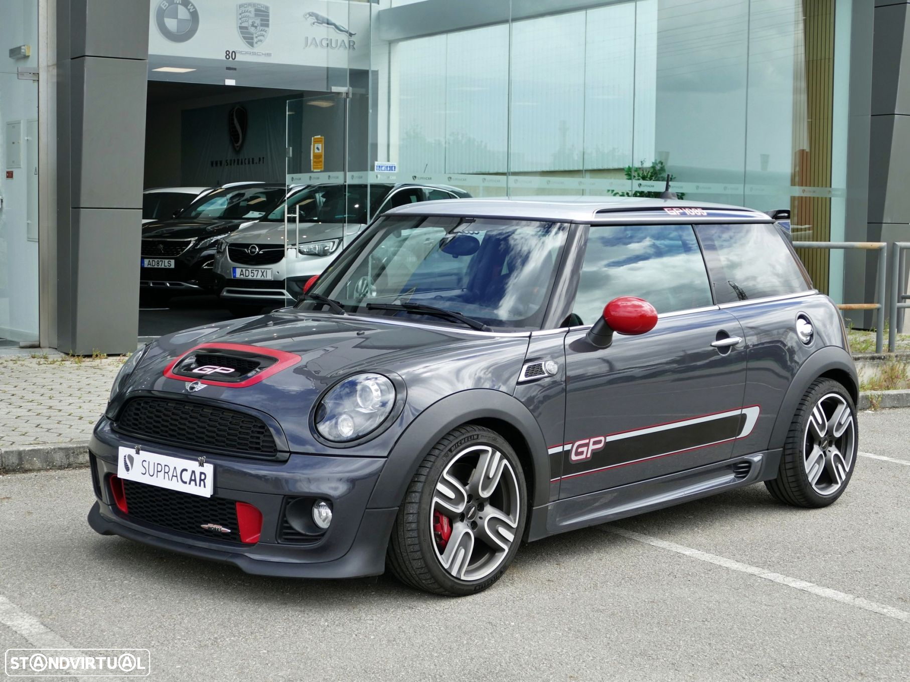 MINI John Cooper Works GP2 - 2