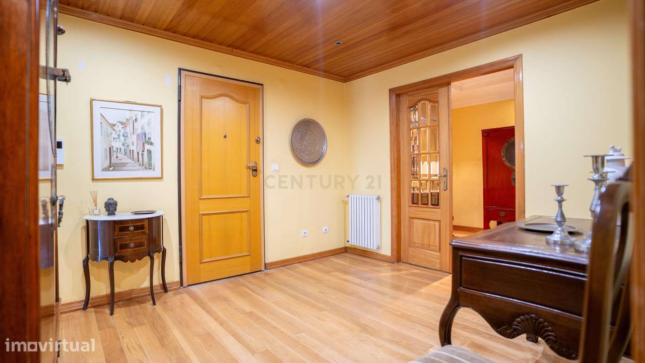 T3 em Linda a Velha com 153m2 e 3 lugares de estacionamento. - Grande imagem: 4/60