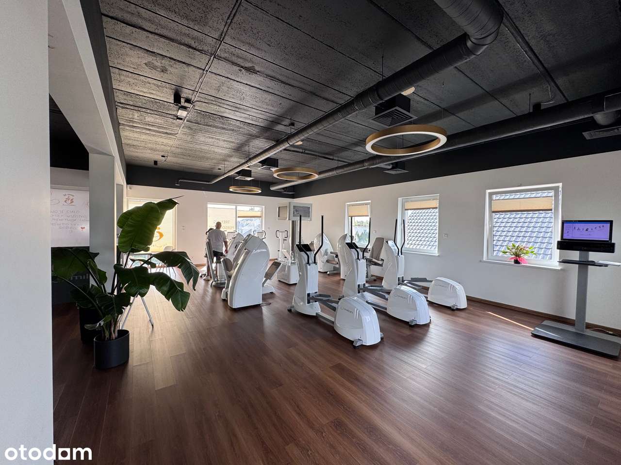 Klub Fitness - funkcjonująca firma-17