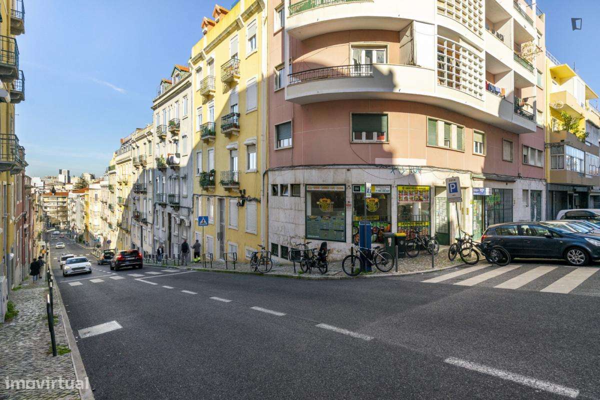 Quarto - localizado em Penha de França Lisbon - Grande imagem: 2/7