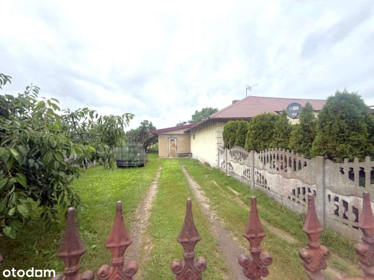 Dom Rogów na sprzedaż