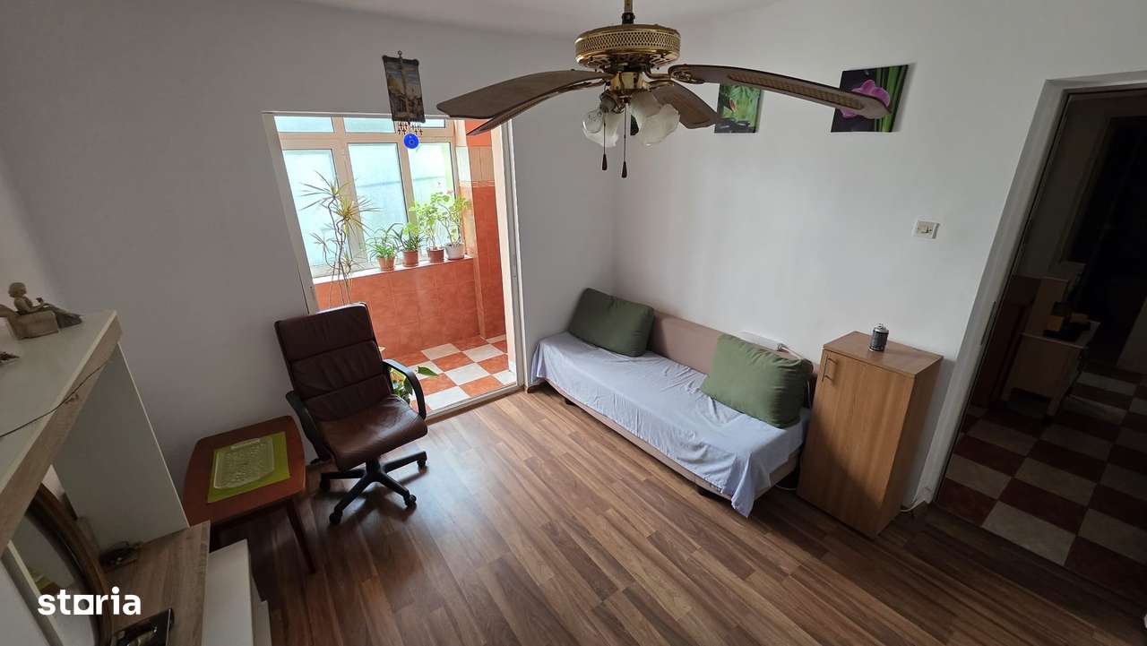 Apartament 2 Camere Parter Sud Echitatii M-uri-8