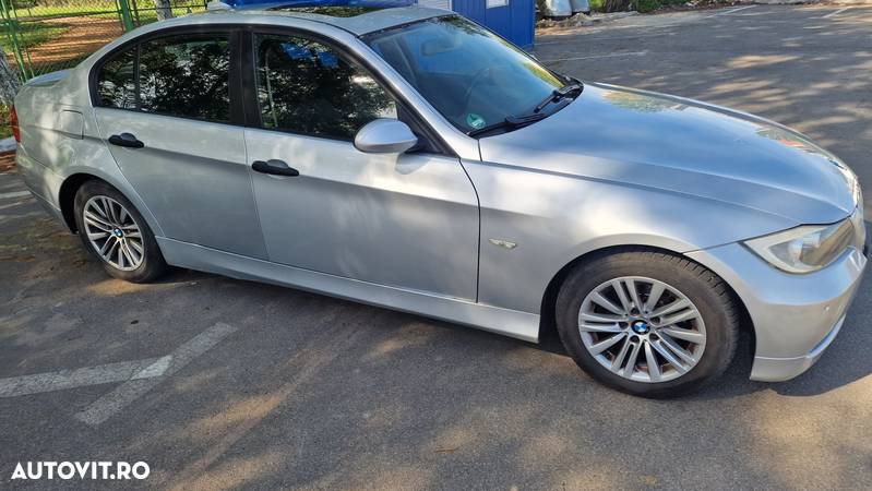 BMW Seria 3 320d - 2