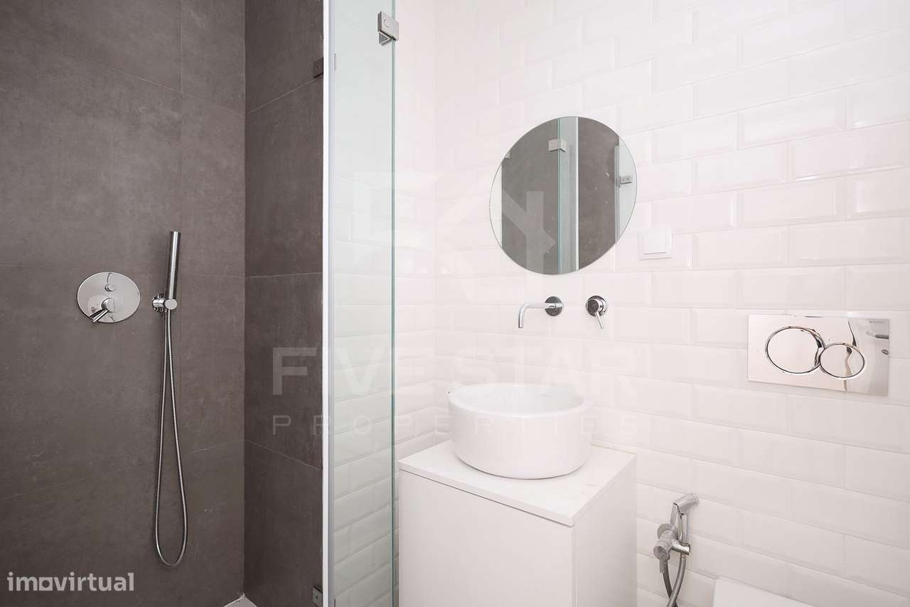 Apartamento T2 - 2 Suites - Novo - Panteão - Vista Rio - Garagem-16