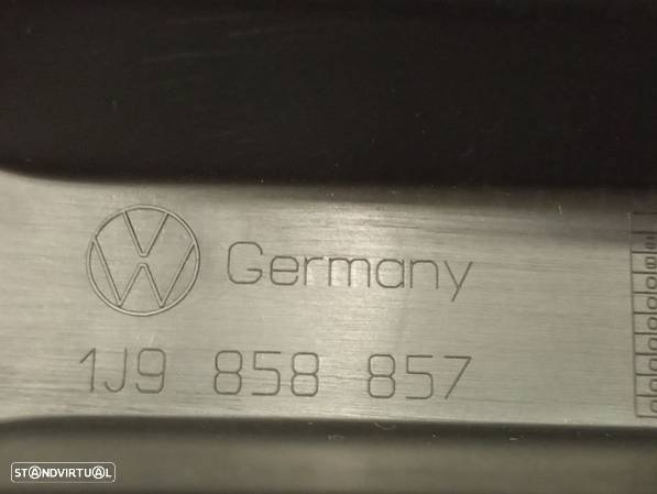 Acabamento De Mala Volkswagen Bora Variant (1J6) - 3
