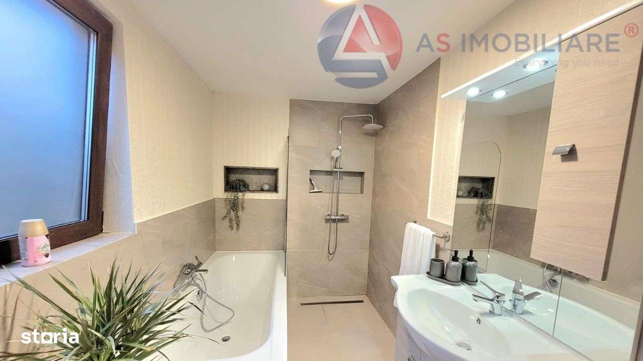 Oportunitate investitionala Casa cu 2 apartamente in Scheii Brasovului-17