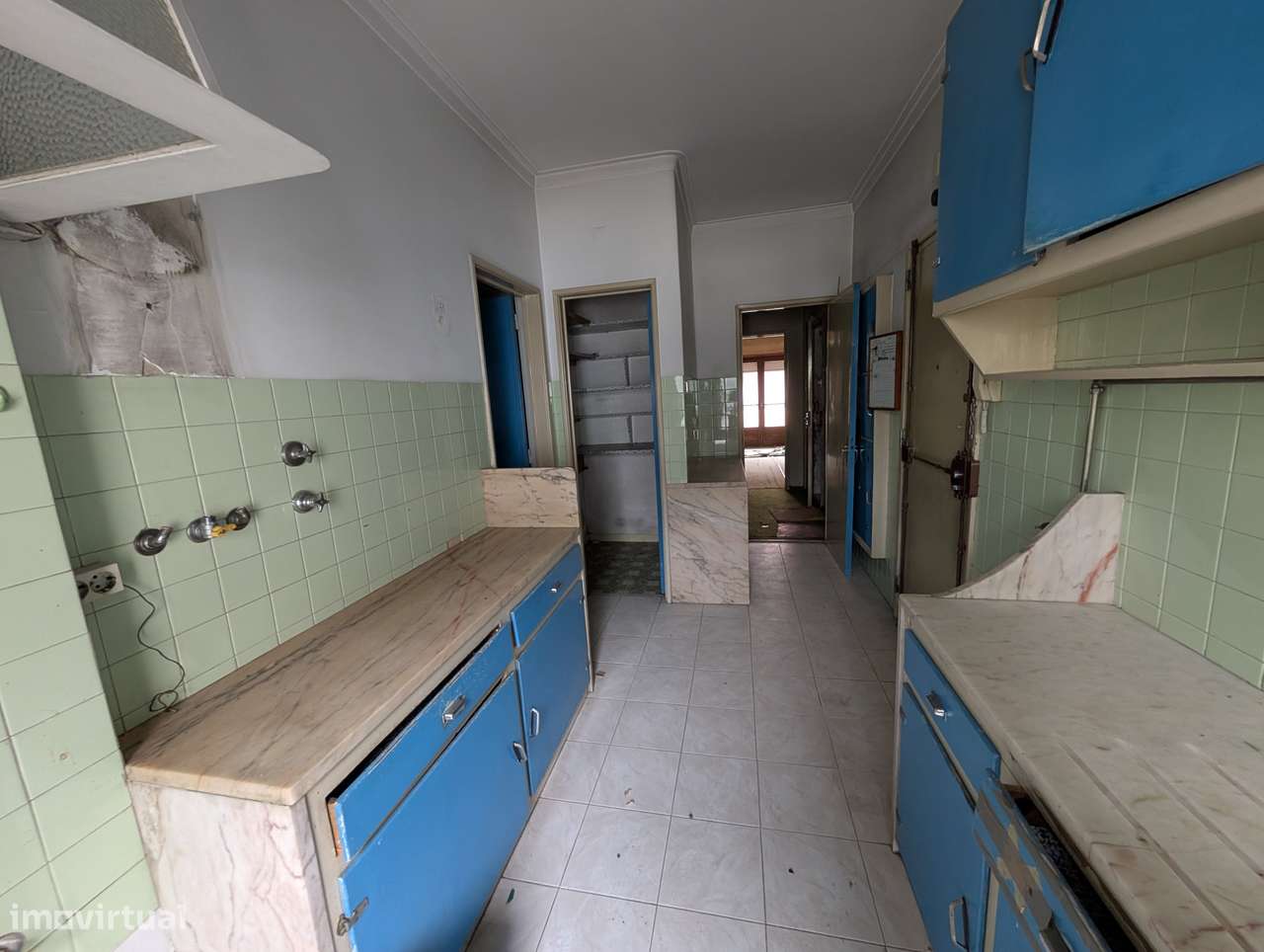 T3 Rua Lusiadas Para Remodelar-29